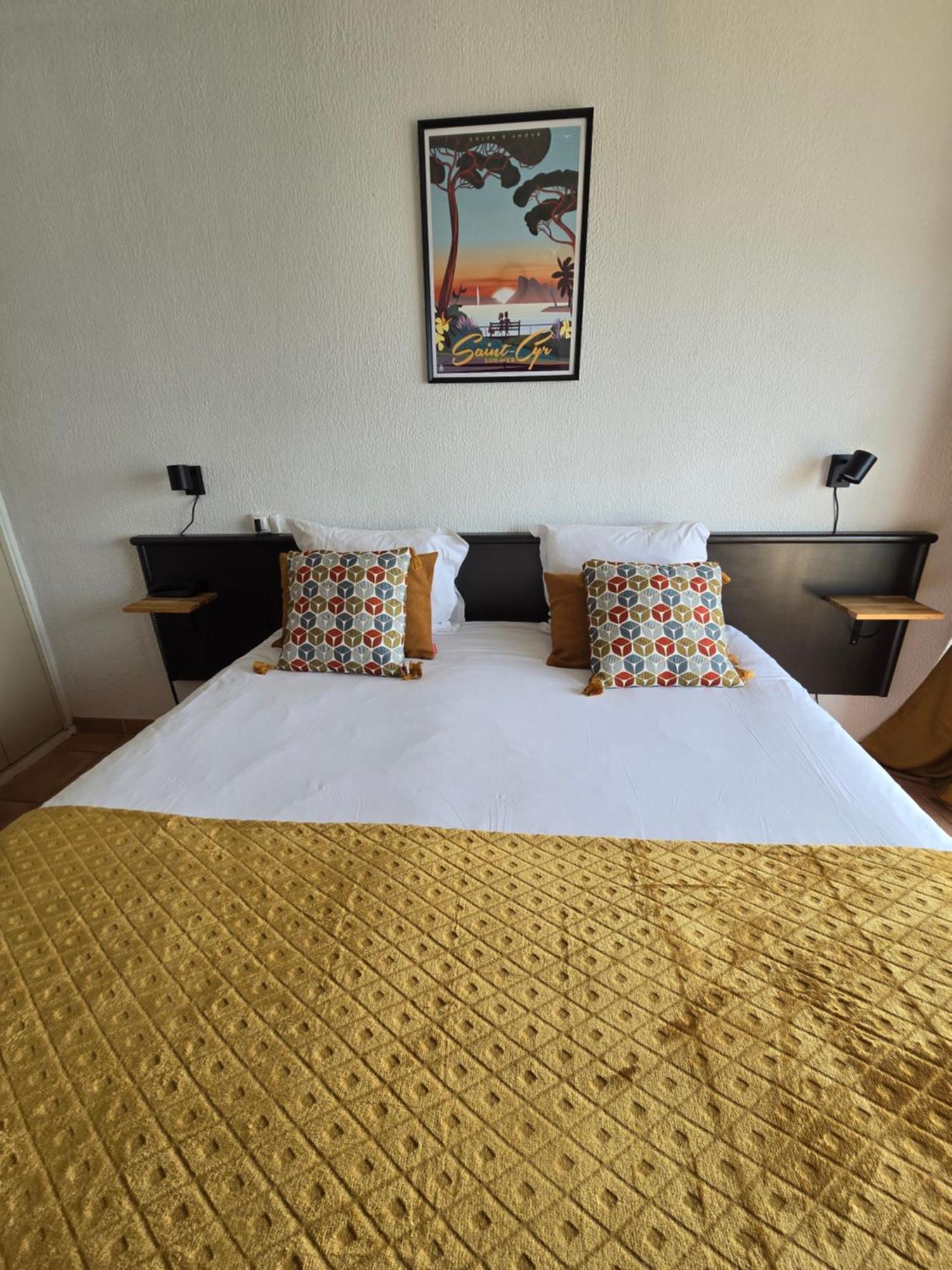 Hotel Chanteplage Saint-Cyr-sur-Mer Ngoại thất bức ảnh